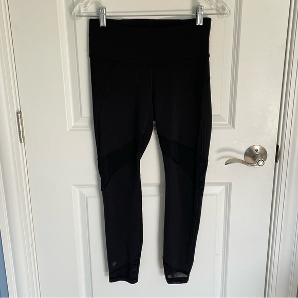 Athleta Black Stealth Mesh 7/8 Tight Leggings - 35735 - Picture 2 of 12